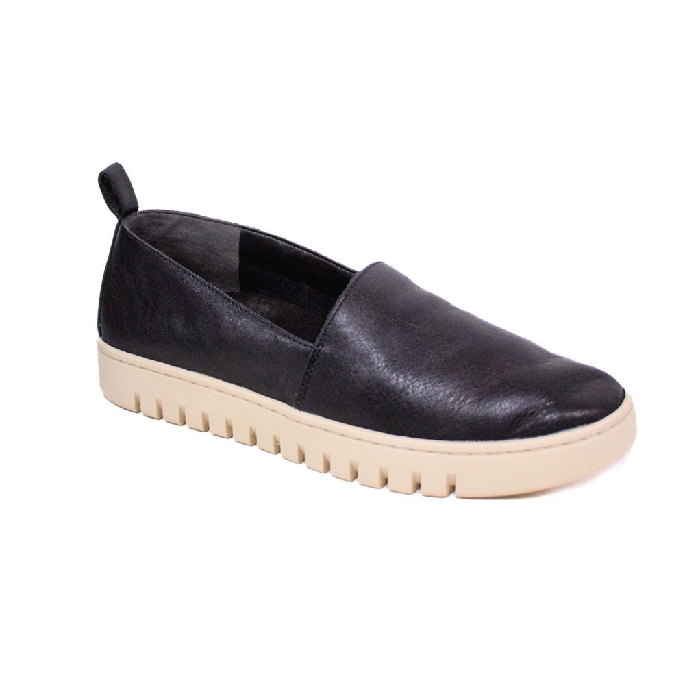 Vionic Uptown A-Line Black Leather Flats Arch Support Comfort Slip-On Shoes - Picture 2 of 12